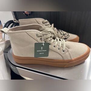 Men's NWT Mutual Weave Tan Beige High-Top Memory Foam Sneakers